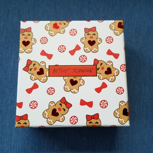 Betsey Johnson Christmas Holiday Pavé Stone Reindeer Dangle Earrings - NWT&B - Picture 2 of 4